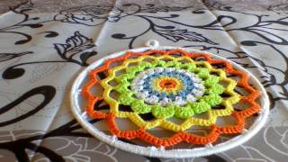 TUTO Comment fixer un napperon ou un mandala au crochet sur un cercle en métal [upl. by Emlynn578]