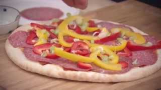 BBQvideo Pizza van de BBQ [upl. by Petras]