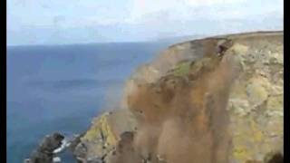 Scary Awesome Cliff Breaks Off Mountain Cornwall England Dangerous Ground ﾟﾟ･✿｡☆ [upl. by Kreitman586]