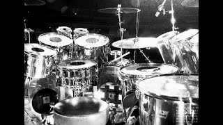 Alex Van Halen  ISOLATED Drum Track  quotLIGHT UP THE SKYquot from quotVan Halen II 2023 ReMasters [upl. by Damon]