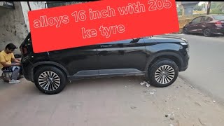 Venue me laga diye 16 inch alloy wheelsNew Alloy wheels in Hyundai VenueModification Start [upl. by Oirevas]