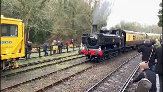 Pannier Tank 7714 pulls its coaches into Highley loop for another train to pass [upl. by Mcdowell]