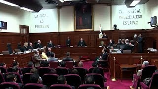 Ganar más que el Presidente es corrupción AMLO  La Crónica de Hoy  041218 [upl. by Kecaj]