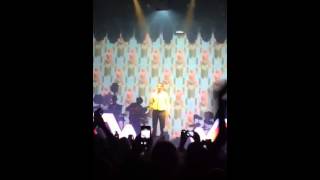 Stromae  Papaoutai Melkweg 2013 [upl. by Oppen]