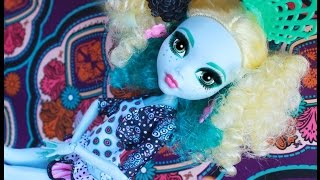 Monster High  Monster Exchange Lagoona doll review [upl. by Bernardo690]