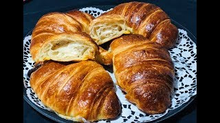 CROISSANT FRANCESI SFOGLIATI [upl. by Neetsyrk23]