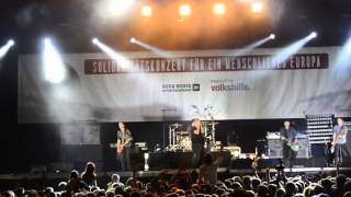 Die Toten Hosen  Voices for Refugees  Vienna [upl. by Nirrac]