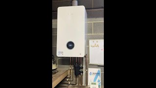 How do I refill my Worcester Bosch 8000 combi boiler low pressure  low pressure fault [upl. by Hammer]