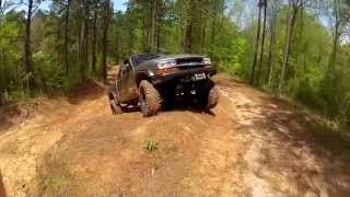 2002 S10 zr2 on 33s [upl. by Renruojos]