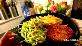 COURGETTE 🥒NOODLEPASTA🍜IN 5 MINUTEN ZUCCHINI VEGAN🥗🍜 [upl. by Arel690]