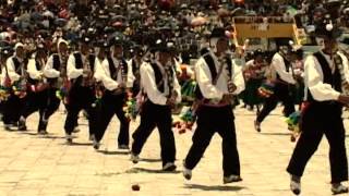 La fiesta de la Virgen de la Candelaria en Puno [upl. by Alyakem937]