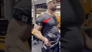 El ejercicio de brazo más doloroso del mundo 😱 💪shorts [upl. by Htor]