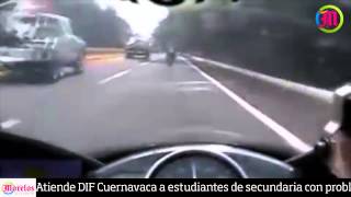 Corre su moto 265 kmh en autopista MéxicoCuernavaca [upl. by Miof Mela]