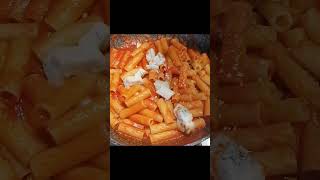 Pasta con Gorgonzola e filetti di Bresaola [upl. by Yraeht]