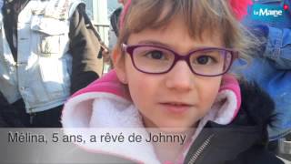 lemainelibrefr Les fans attendent Johnny devant Antarès  « c’est un Dieu » [upl. by Amaras]