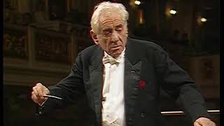 Beethoven  Sinfonía No 9  Leonard Bernstein Berlín 1989  Subtítulos en Español [upl. by Adnoyek]