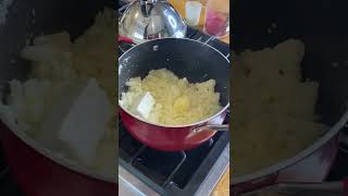 EASY Low Carb Mashed Cauliflower  NO FOOD PROCESSOR NEEDED shorts [upl. by Bowden]