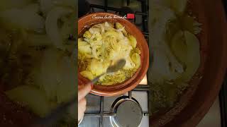 Tagine con albicocche seccheطاجين بالبصل والزبيب والمشمش explore food recipe اكسبلور marocco [upl. by Calendra22]