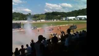 Dodge A100 van burnout at the 41st National TruckIn [upl. by Gensler]