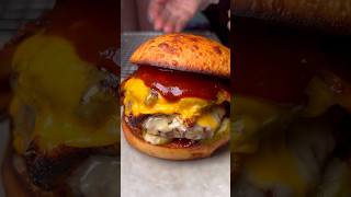 Double Bacon Cheeseburger burger burgerquest brisbaneburgerquest [upl. by Leummas969]