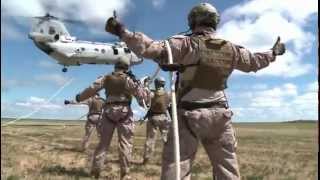 Marines Practice Special Insertion And Extraction From A CH46 Sea Knight Helicopter [upl. by Eillit]