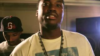 Meek Mill Feat Dave Patten Black And YellowOfficial Video►► Remember to select 720p◄◄ [upl. by Sterner888]