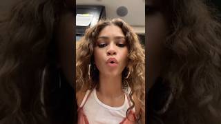 Zendaya singing 🎵 zendaya musician singing [upl. by Sussman]