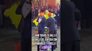 John Travolta che balla il ballo del Qua qua con Amadeus e Fiorello fiorello [upl. by Martina256]