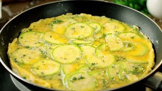 Omelette aux courgettes  une recette méga délicieuse au lieu de l’omelette classique SavoureuxTV [upl. by Leia]