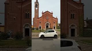 a igreja catolia de bussero italy metro [upl. by Aenyl]