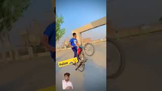 pakistan police wheeling shortvideo stunt viralvideo [upl. by Dewitt]