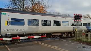 158845 arrives at Hutton Cranswick [upl. by Addis]