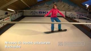 Advanced snowboard Niveau 5a Bocht uitsturen Backsite [upl. by Yralih147]