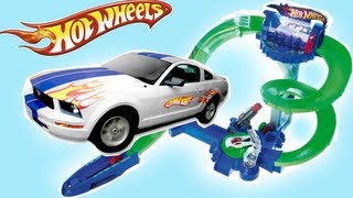 Hot Wheels Light Speeders Flash Factory Playset from Mattel [upl. by Collayer557]