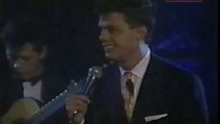 Luis Miguel  Fria como el viento Salsa  Venezuela 92 [upl. by Nibbs845]