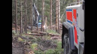 Bärgning av Skogsmaskin Bovallen med scania sbat 66 terräng bärgare Ramströms Bilbärgning AB [upl. by Curren]