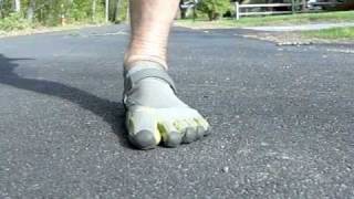 Forefoot Strike in Vibram Fivefingers  Super Slow Motion [upl. by Ocirrej]