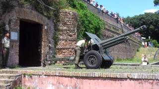 SPETTACOLARE ESPLOSIONE CANNONE AL GIANICOLO DI ROMA [upl. by Warrick]