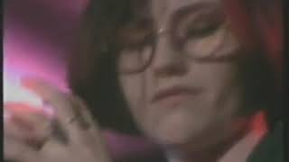 Linger The Cranberries Live On BBC UK 1991 Better Audio and Video [upl. by Spiegleman]