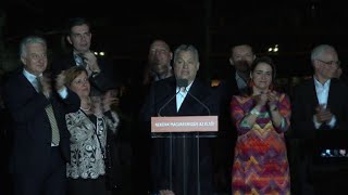 Hongrie  Viktor Orban vers un troisième mandat daffilée [upl. by Ailegna582]