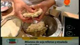 Milanesas de soja rellenas y ensalada de rabanitos pt3 201202093gp [upl. by Ingrid175]