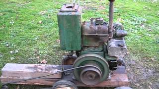 Vintage Stationary Engine RONALDSON amp TIPPETT N type 3HP [upl. by Aerdnak585]