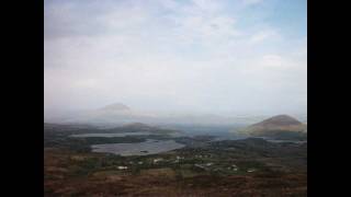 Si Bheag Si Mhor  Turlough OCarolan  Helen Marshall  Dracapalley Keith Hinchliffe [upl. by Yartnod]