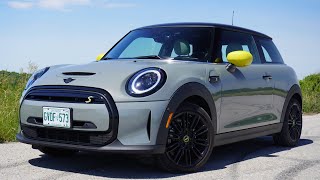 2022 MINI Cooper SE Review The Right Way To Go Electric [upl. by Orodisi]