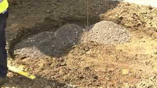 How To Lay a Patio Circle  Bradstone HowTo Guides  Patio Features  Bradstone [upl. by Polito]