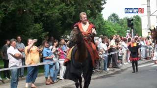 Daniel Olbrychski  Przejazd na koniu przez Racibórz [upl. by Annoyek]