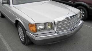 1984 Mercedes Benz 300SD Turbodiesel Start Up Engine and Full Tour [upl. by Anerok]