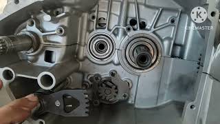 Engine rebuild Suzuki GT750 part8 [upl. by Aramahs]