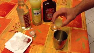 Faire le cocktail Amaretto Sour  Idée apéritif [upl. by Franz]