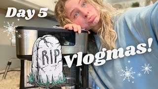 VLOGMAS DAY 5 the Farberware coffee maker fiasco trying red kiwifruit amp getting back in the gym [upl. by Jori]